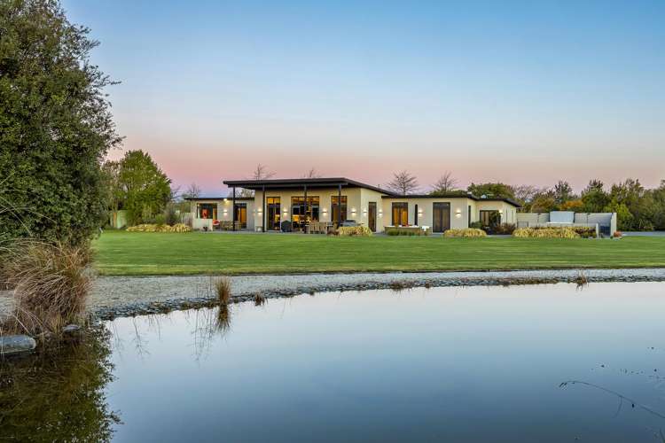 1427 Tram Road_3