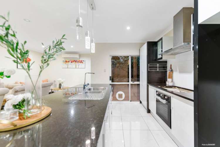 1 Stamford Crescent Flat Bush_6