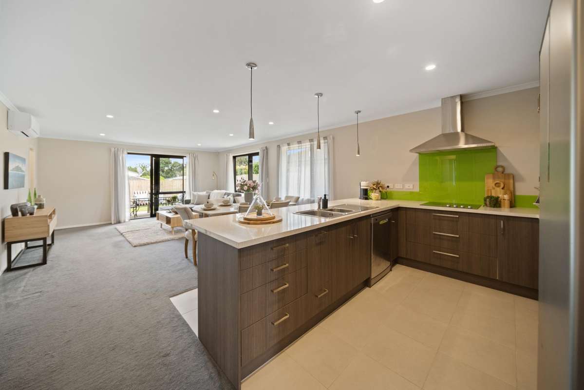 3 Captain Mitchell Drive_5