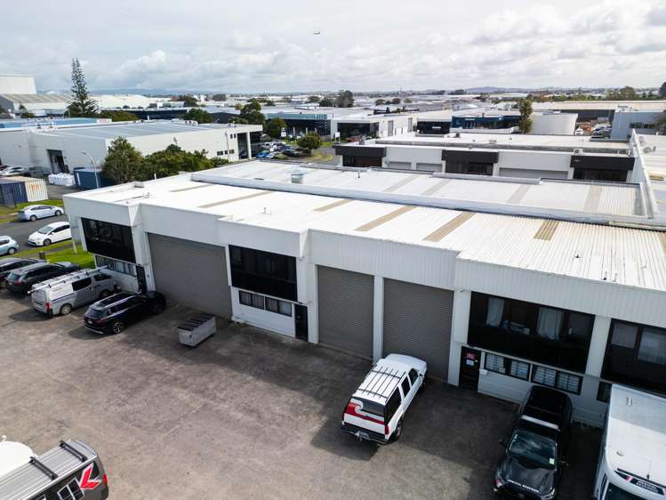 2 / 4 Kellow Place Wiri_6