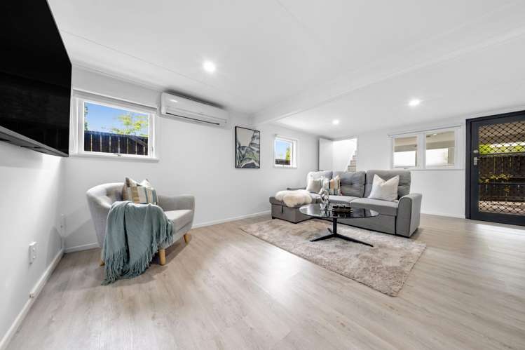 1/8 Gills Road Bucklands Beach_19