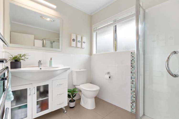 2 Autumn Avenue Glen Eden_13