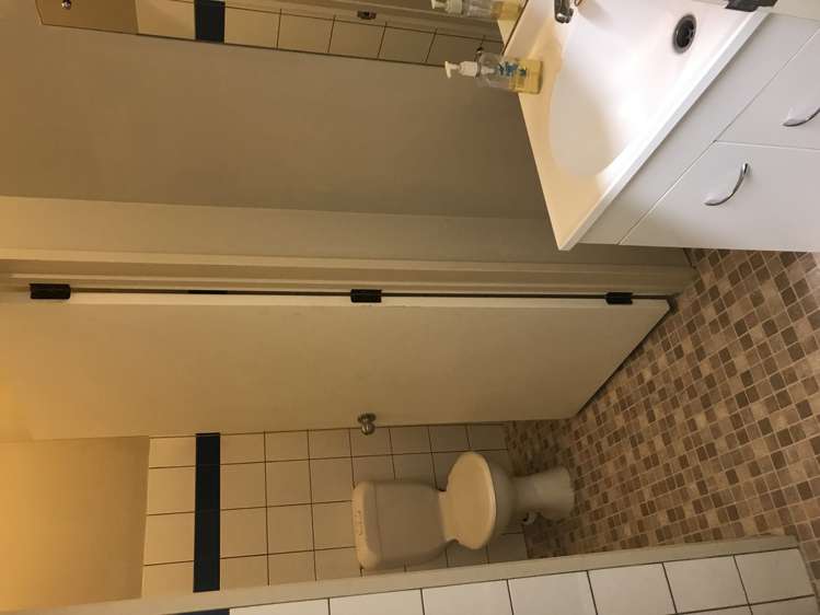 2/225 Dairy Flat Highway Albany_5