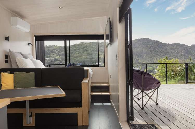 21 & 21a Beach Valley Road Piha_38