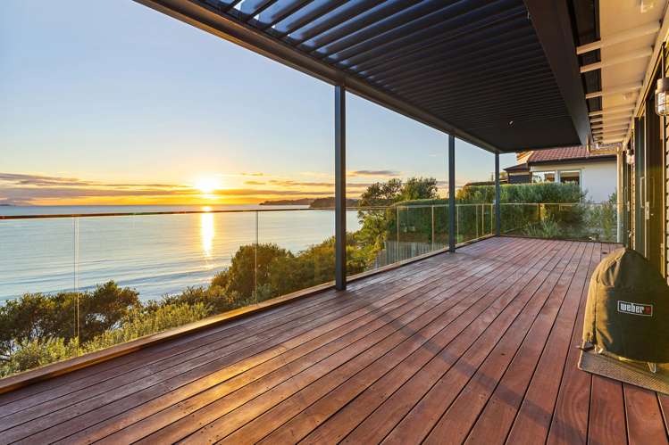 236 Vipond Road Stanmore Bay_5