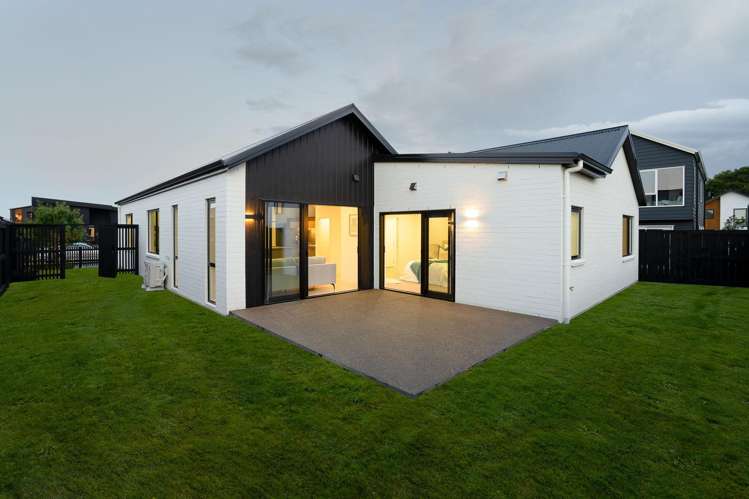 11 Halley Drive Chartwell_15