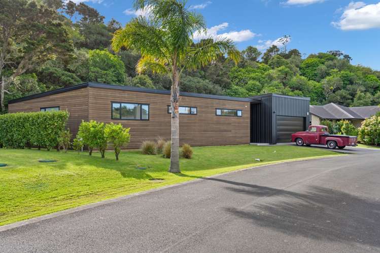 7 Edgewater Place Matapouri_6