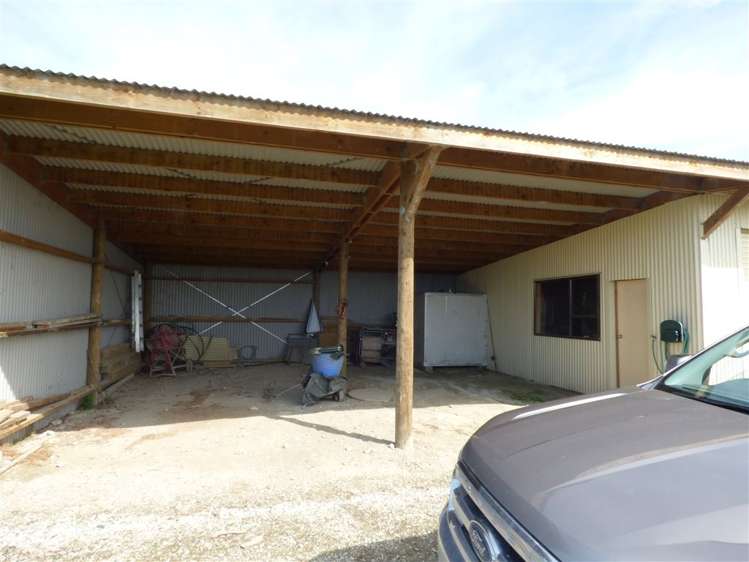 27 Dunlop Road Clinton and Surrounds_18