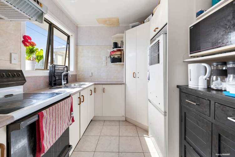 32 Dreadon Road Manurewa_9