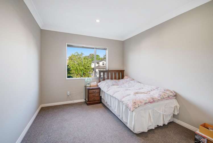 31 Goldfinch Rise Unsworth Heights_10