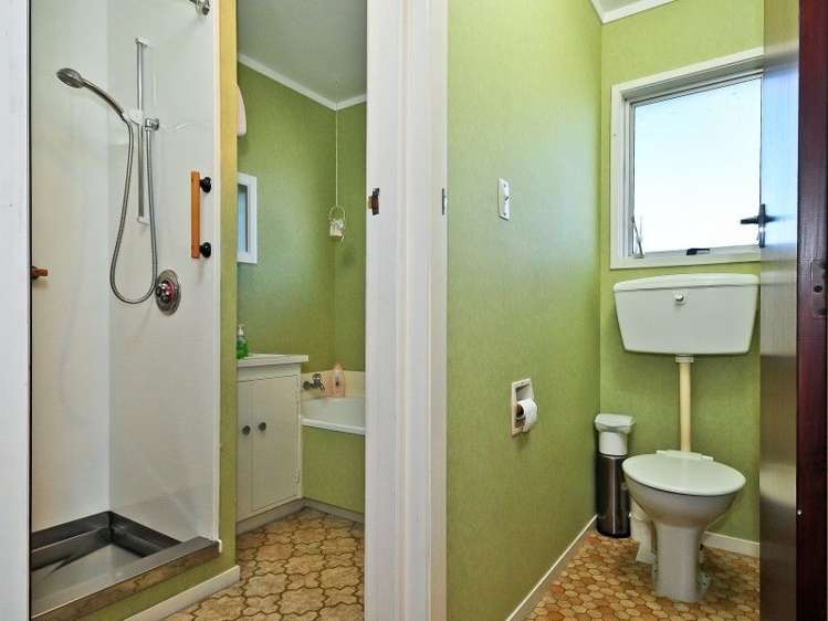 15 Rothesay Place Dinsdale_13