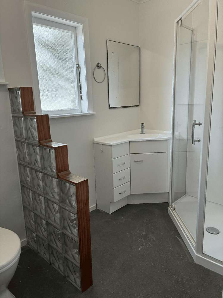 58A Sutton Crescent Papakura_11