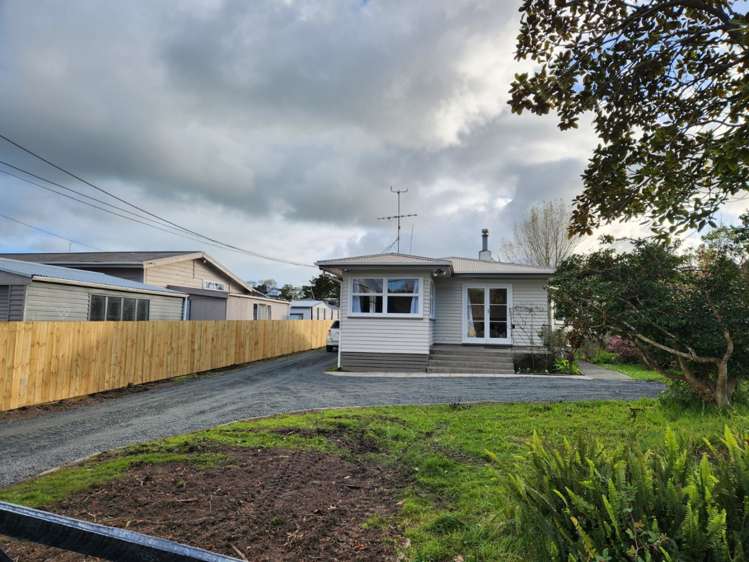 71 Awaroa Road Helensville_10