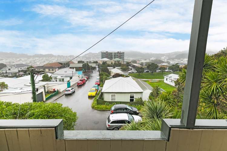 3 Torquay Terrace Newtown_11