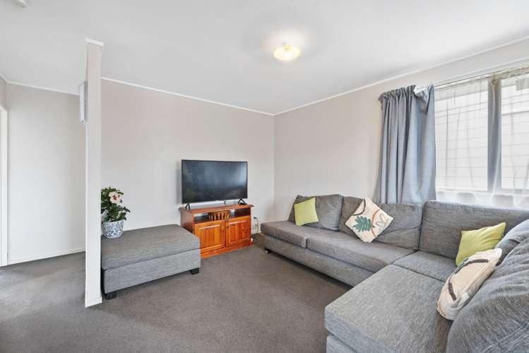 6 Hamblyn Place Ranui_19