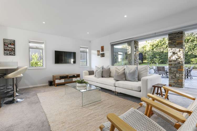 65 Rock Isle Road Torbay_11