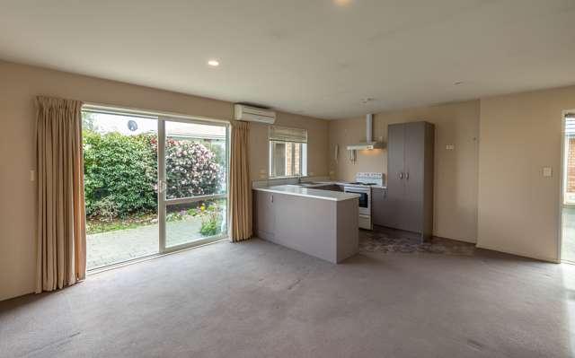 7/446 Ferry Road Woolston_3