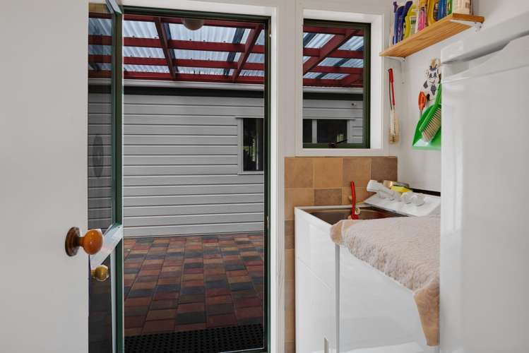 196 Mokau Road Urenui_15