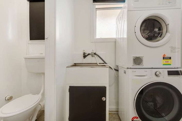 16 Kingswood Road Brookfield_10