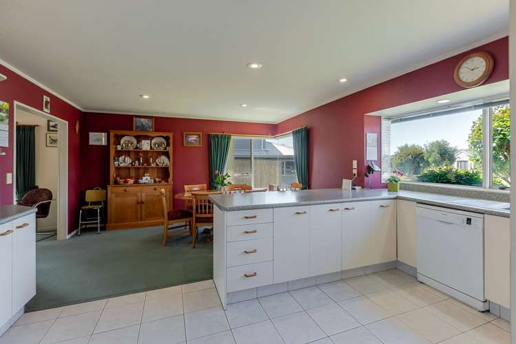 8 San Vito Place Paraparaumu Beach_2