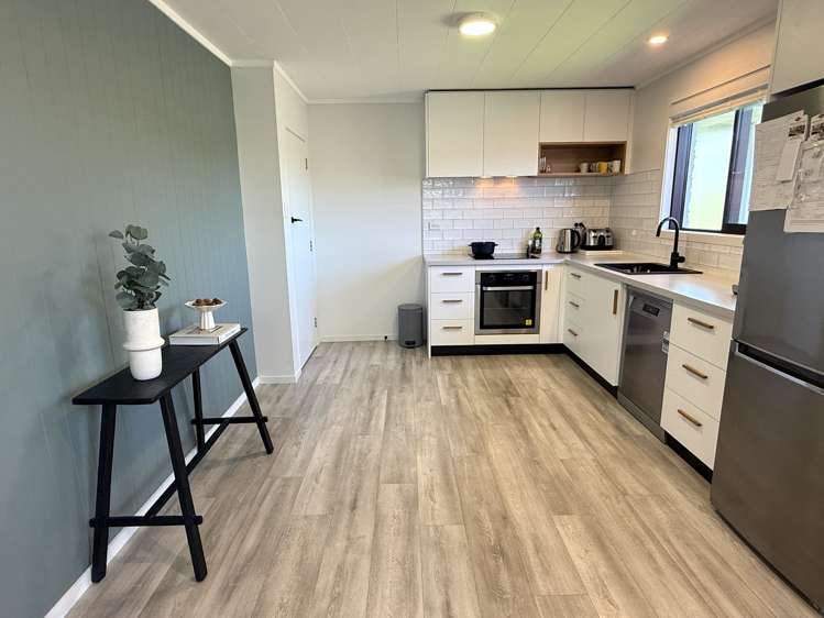 52 Newcastle Street Windsor_12