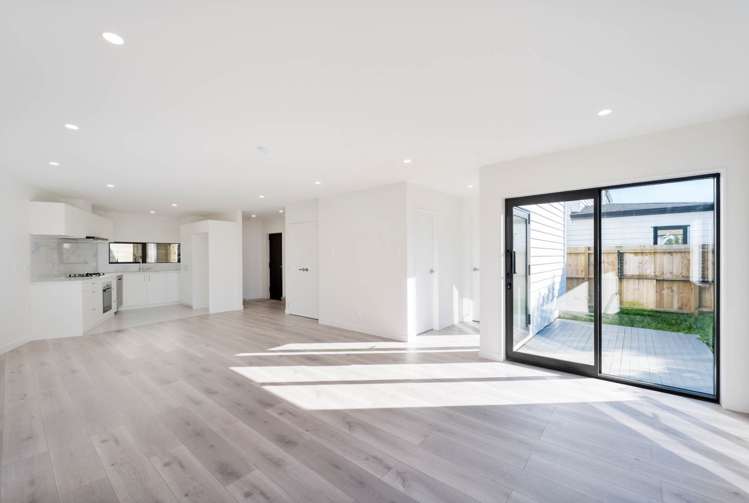 141F Glengarry Road Glen Eden_6