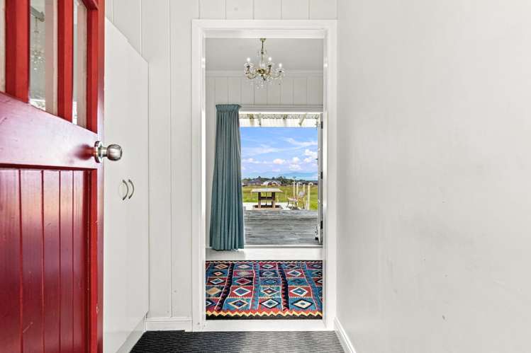 25 Kahikatea Drive Kinloch_5