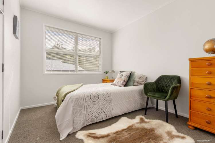 5a Scotstoun Place Glen Eden_10