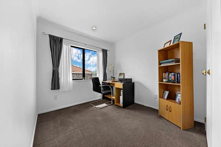 24 Nuneaton Drive Flat Bush_16