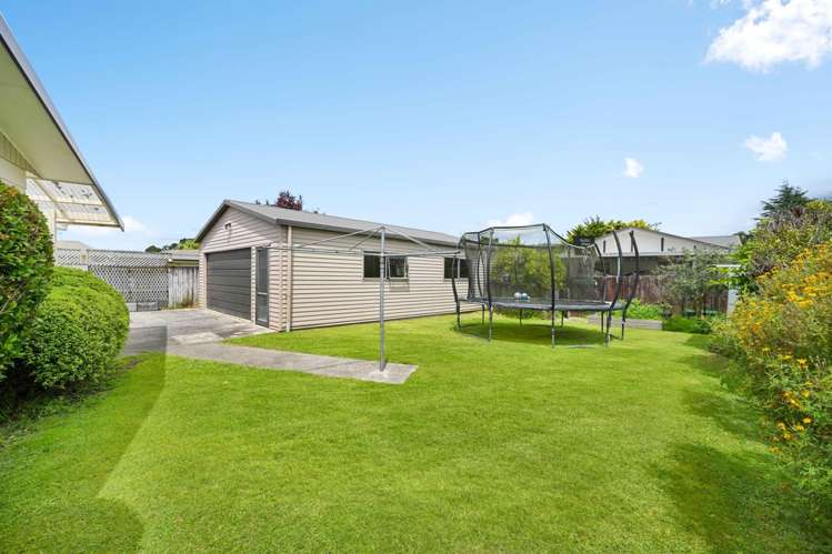  5 Brookbank Place Glenview_10