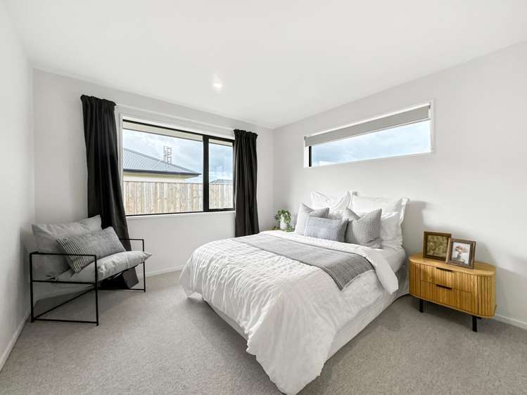 16 Mehrtens Crescent Woodend_12