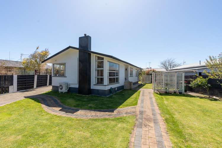 76 Saxbys Road Deanwell_21