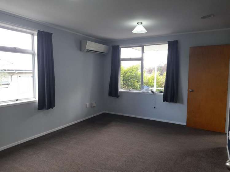 2/86 Tamatea Road 11209_2