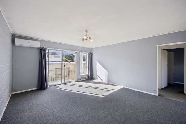 1/32 Don Croot Street Kingsland_3