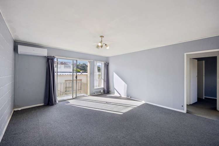 1/32 Don Croot Street Kingsland_3