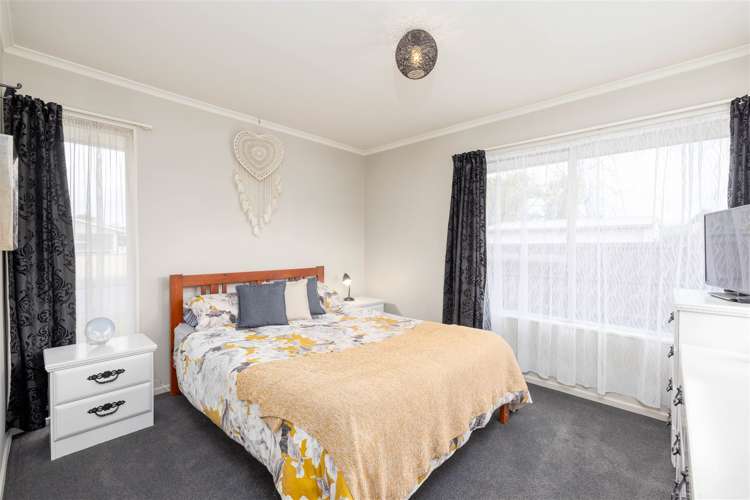 105 Denise Crescent Hornby_8