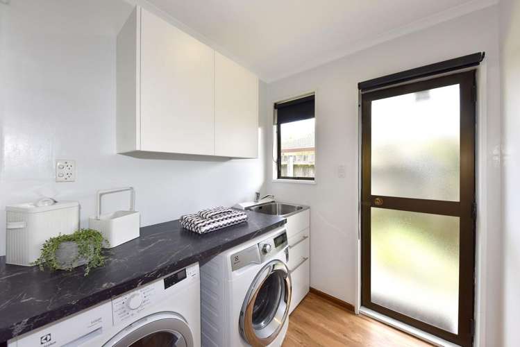 17 Shannon Place Belfast_19