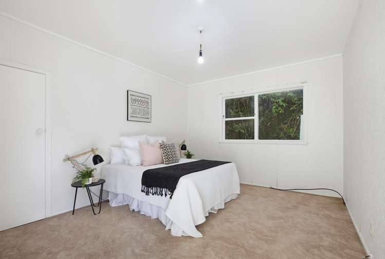 7 Fyvie Avenue Tawa_13
