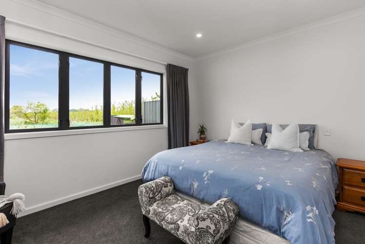 64 Thompson Road Twyford_12