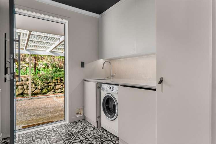 83 Carr Street Kamo_23