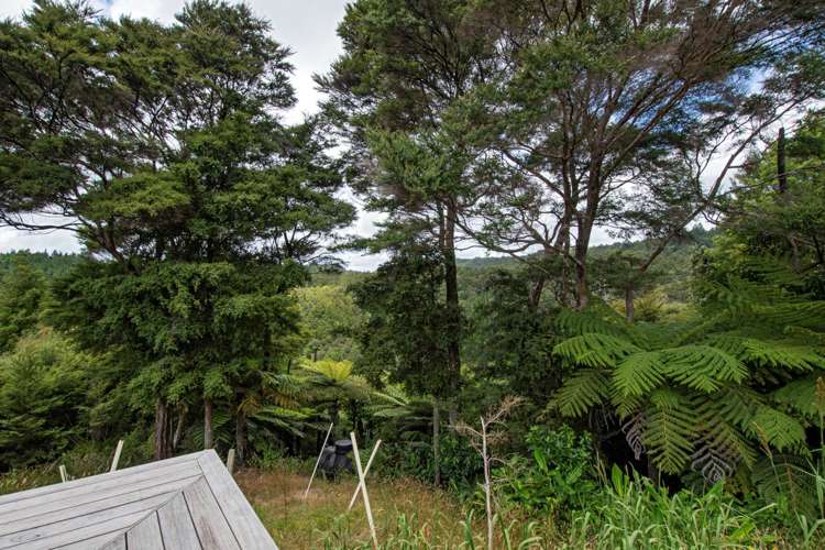 1504 Russell Road Helena Bay_13