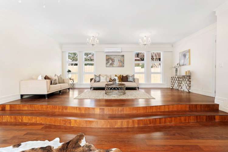 6 Mahinga Place Massey_11