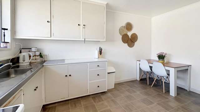 2/32 Creek Road 1383_3