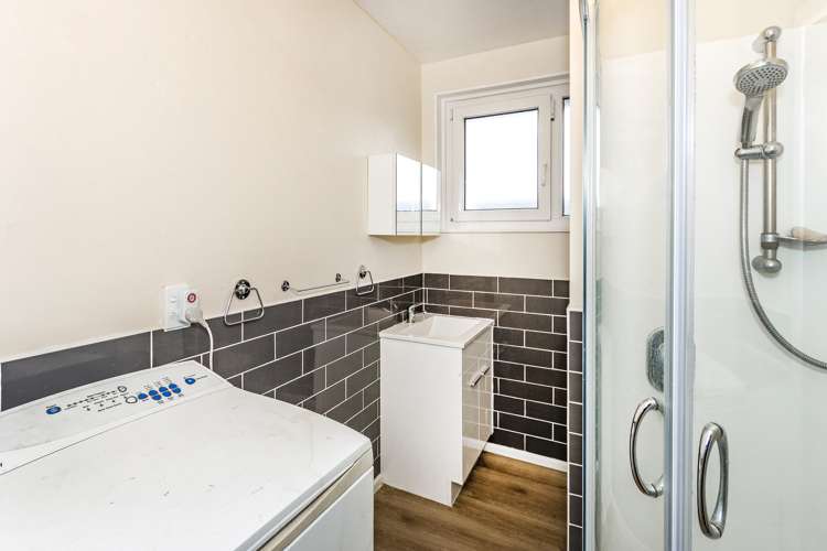 4/14a Dickson Crescent Hornby_4