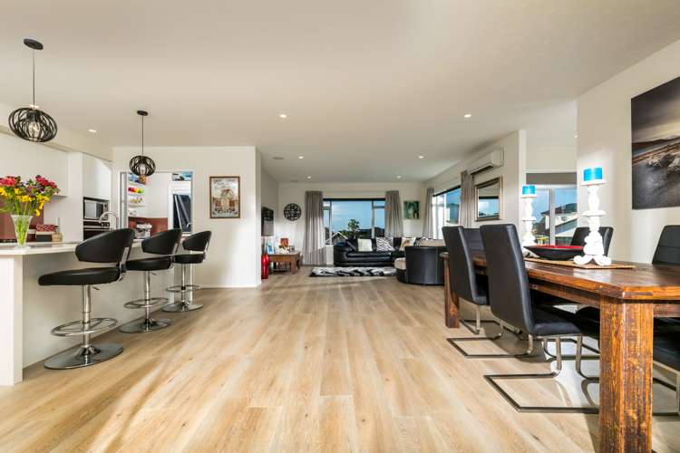 1 Tauwaka Crescent Riverhead_6