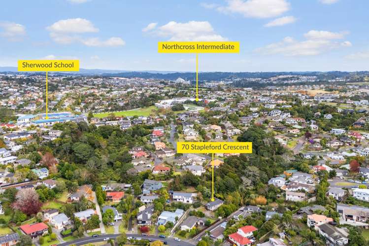70 Stapleford Crescent Browns Bay_16