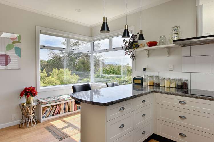 11 Rock Street Gore Surrounds_2