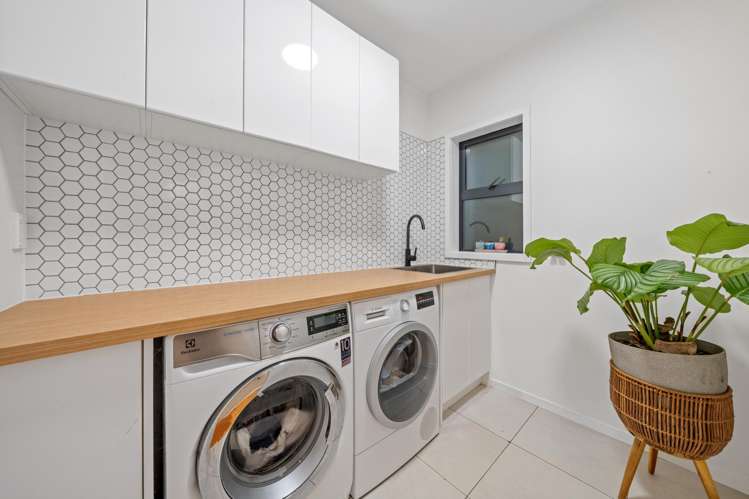 405 Redoubt Road Totara Park_14