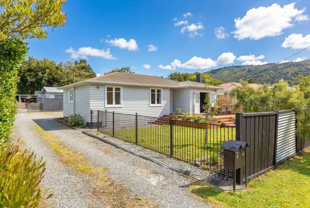 1/22 Brandon Street Featherston_2