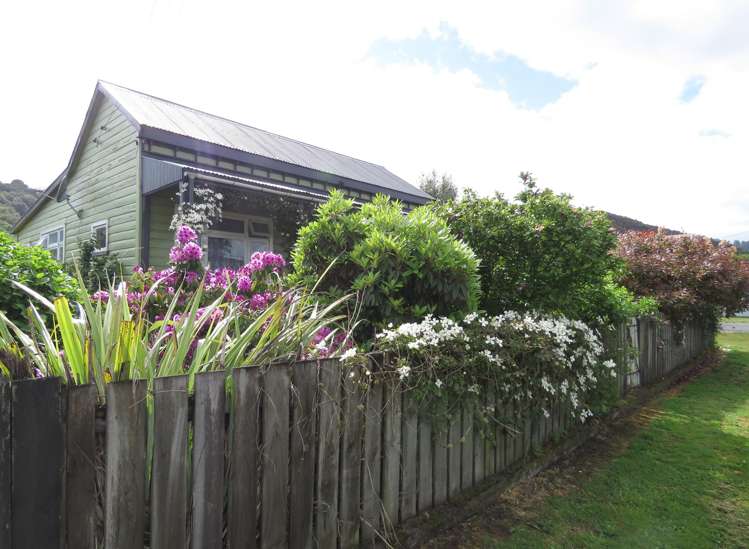43 Dick Street Reefton_24
